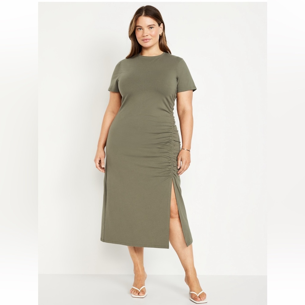 Old Navy Green Ruched Sheath Midi Dress